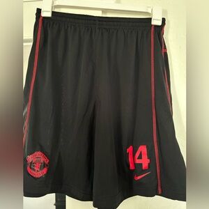 Manchester United Black/Red Medium Nike Shorts #14